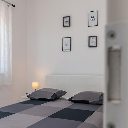 Apartman Spiro Trogir Eksteriør billede