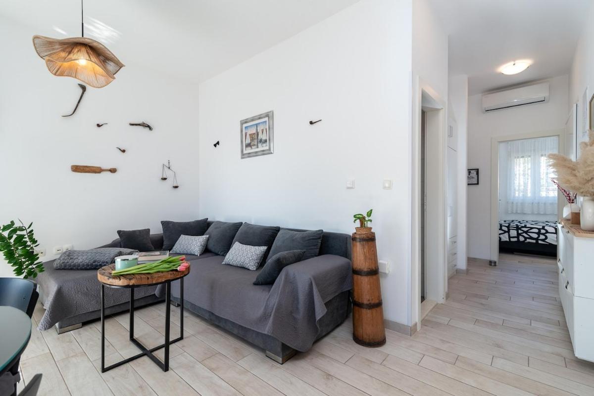 Apartman Spiro Trogir Eksteriør billede