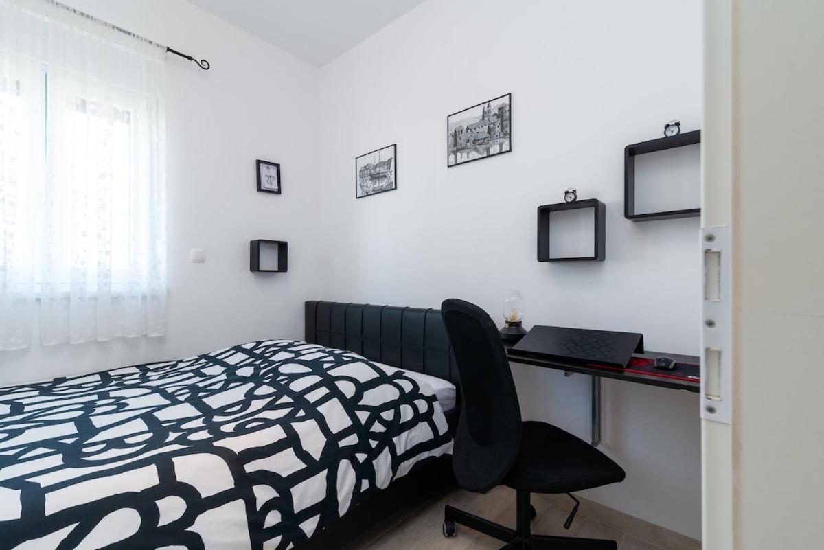 Apartman Spiro Trogir Eksteriør billede