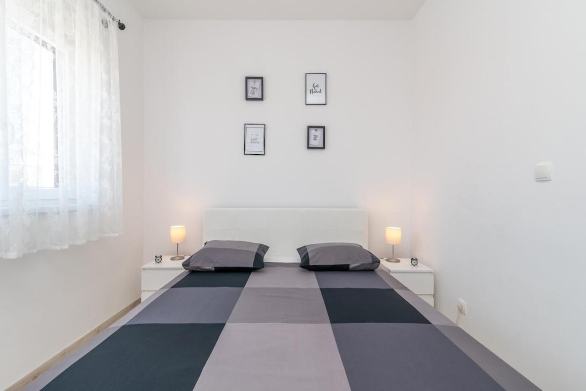 Apartman Spiro Trogir Eksteriør billede
